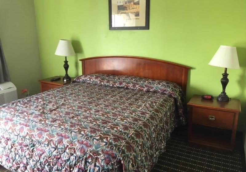 فندق على الطريق Economy Inn