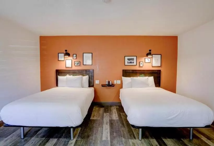 Motelli The Greens Hotel On Stockton