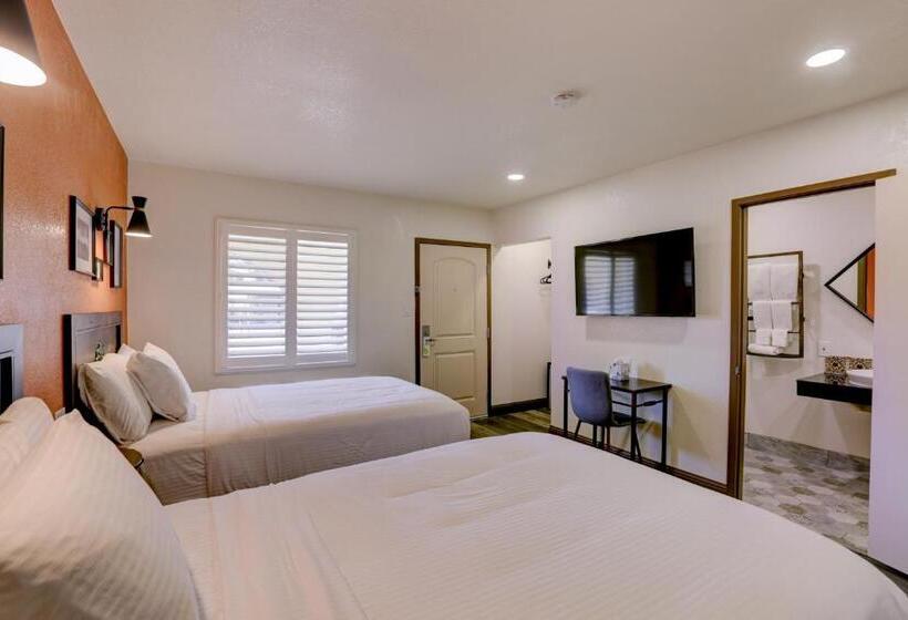 モーテル The Greens Hotel On Stockton