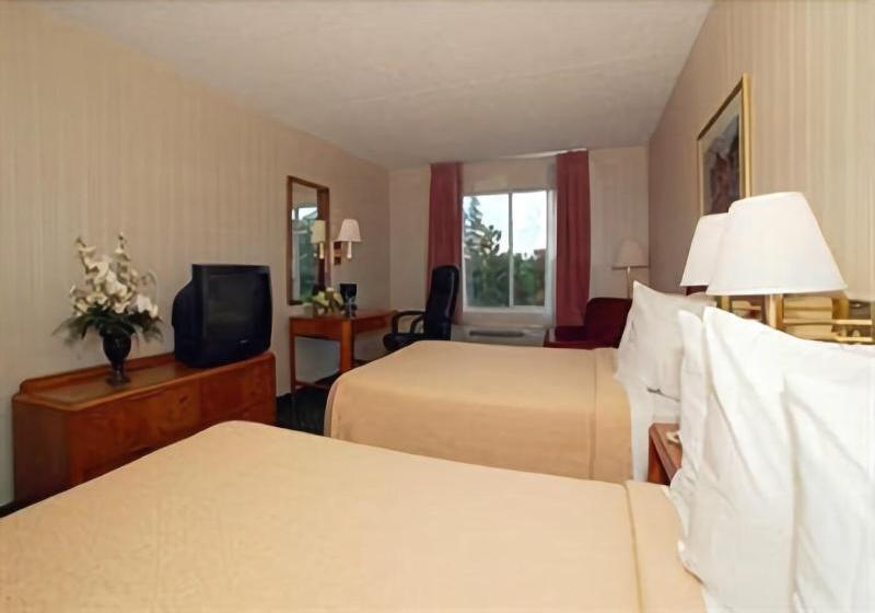 모텔 Travelers Inn