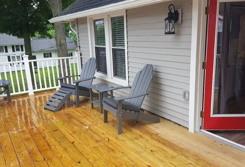 펜션 Devils Lake Inn