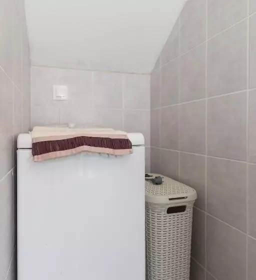 Majatalo Guest House Godimento