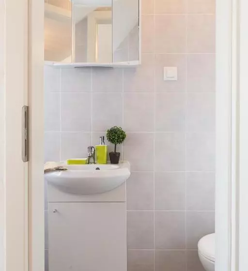 Majatalo Guest House Godimento