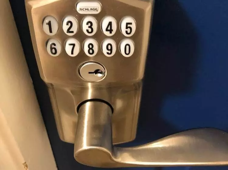 Majatalo Laurelhurst Historic Dougan Suites