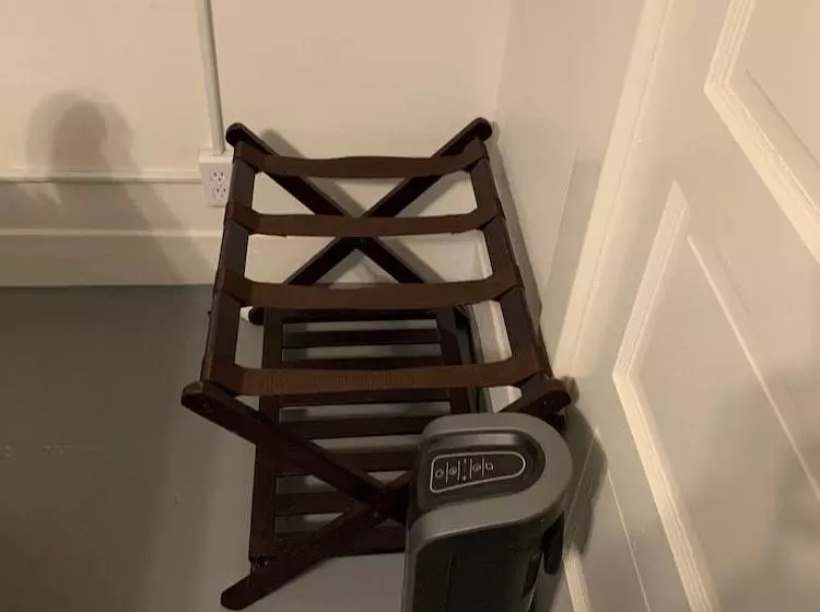 Majatalo Laurelhurst Historic Dougan Suites