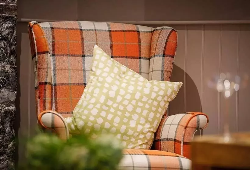 ペンション The Coach House At Gileston Manor