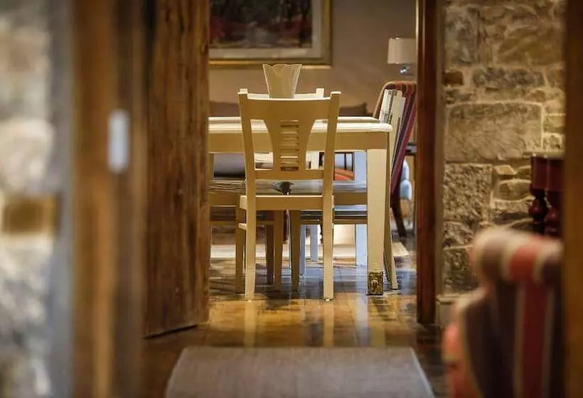 ペンション The Coach House At Gileston Manor