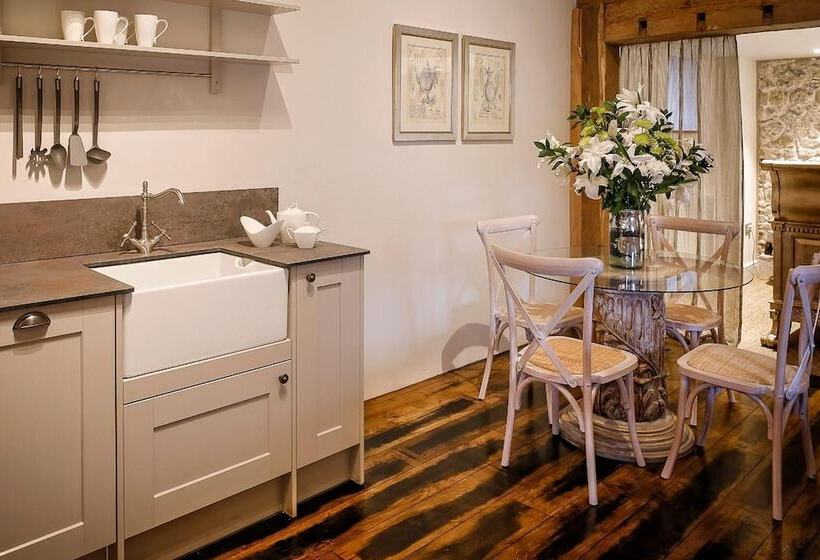 膳宿费 The Coach House At Gileston Manor