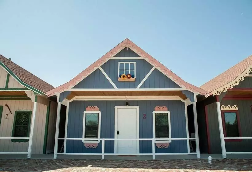 Yellow Rose Inn