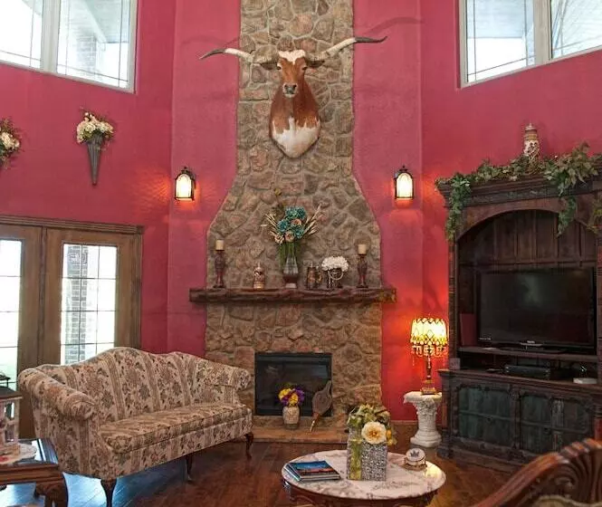 Yellow Rose Inn