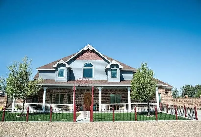 Yellow Rose Inn