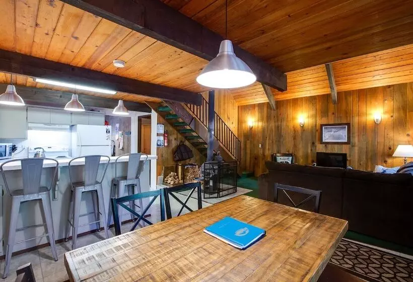 98sl   Hot Tub   Bbq   Pets Ok   Wifi   Sleeps 6