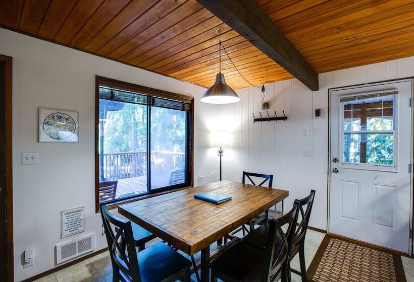 98sl   Hot Tub   Bbq   Pets Ok   Wifi   Sleeps 6