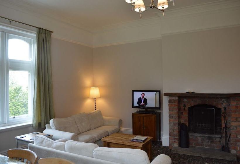 Hargate Hall  Balmoral