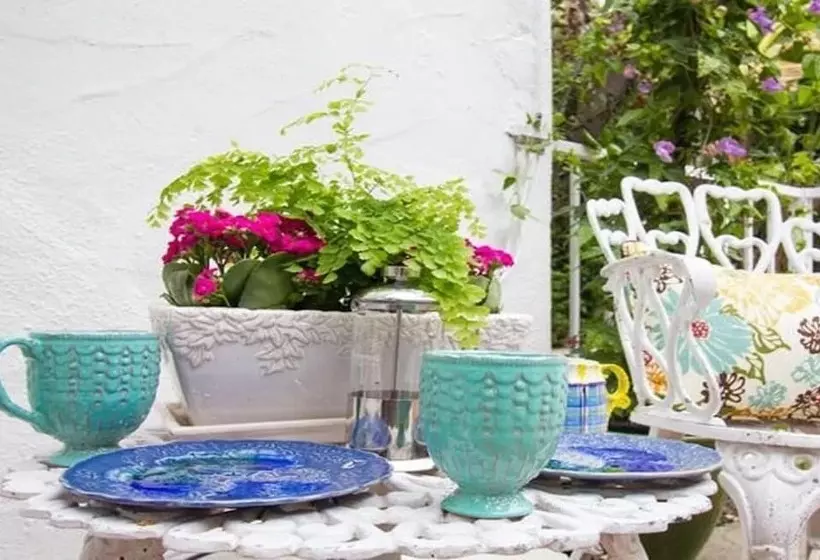 ペンション Beverly Hills Celebrity Home