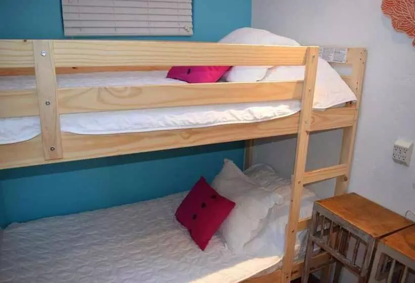 ペンション Beverly Hills Celebrity Home