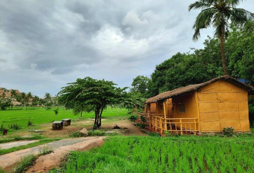 مبيت وإفطار Gowri Resort