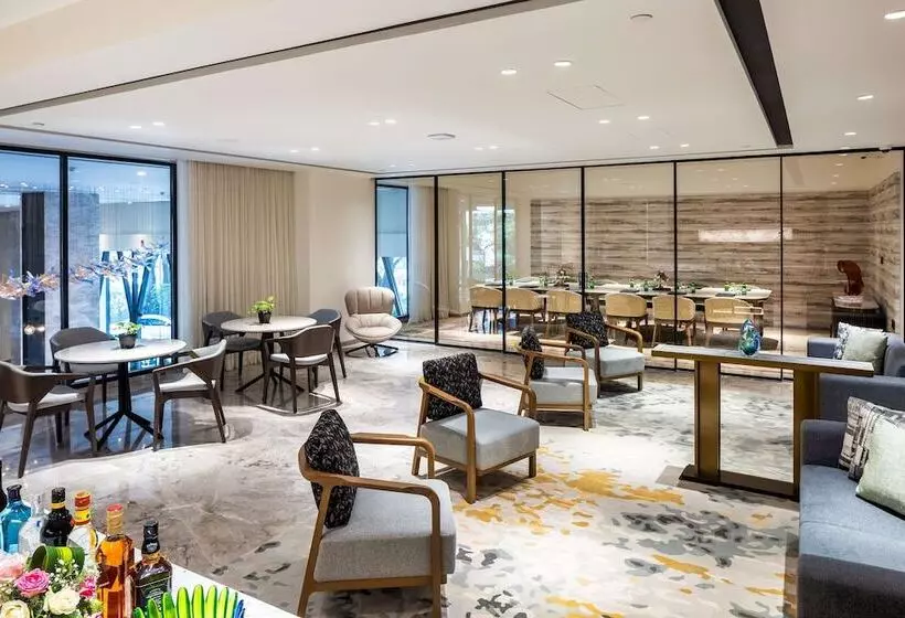 Hotelli Radisson Blu Mumbai International Airport