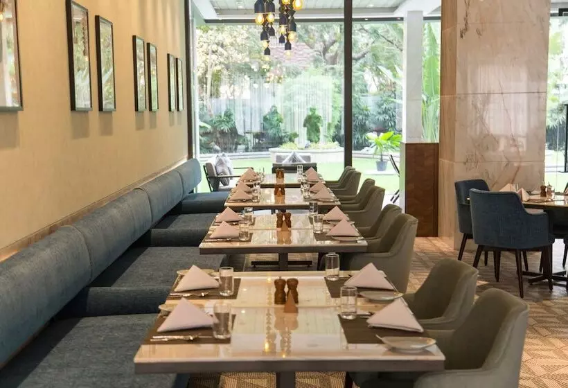 Hotelli Radisson Blu Mumbai International Airport