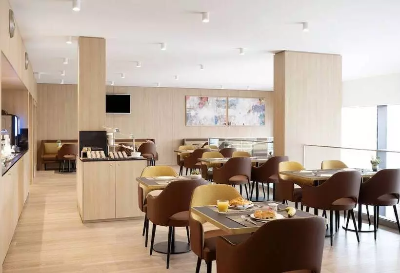 هتل Residhome Luxembourg Eschbelval