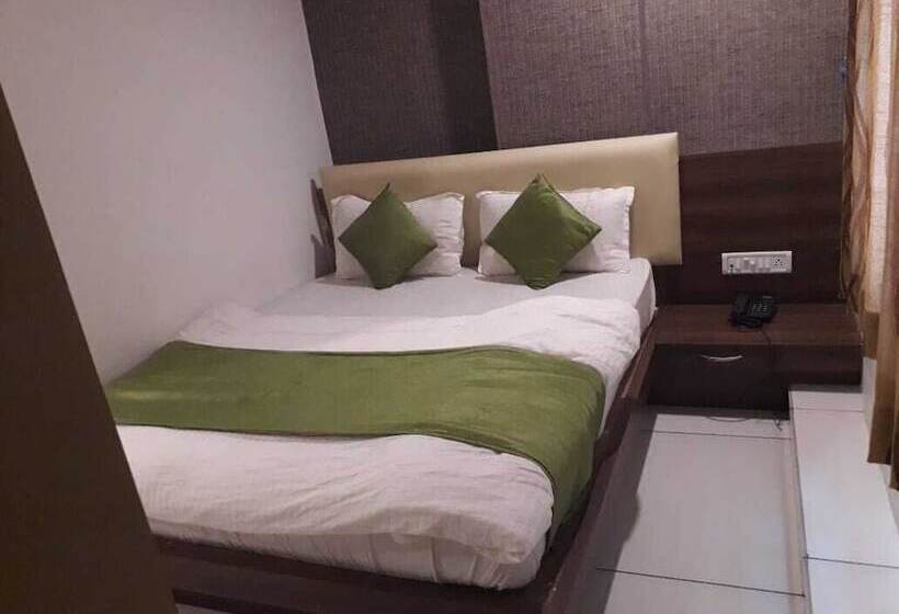 هتل Anjali Palace