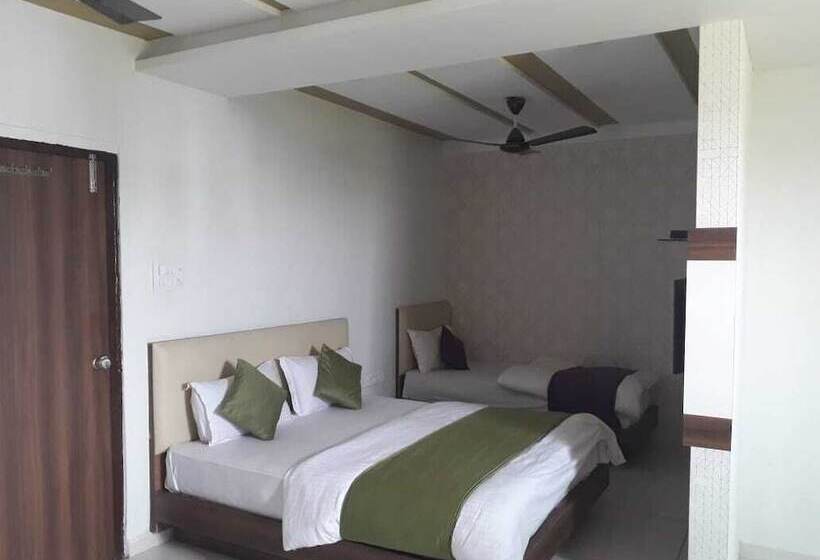 هتل Anjali Palace