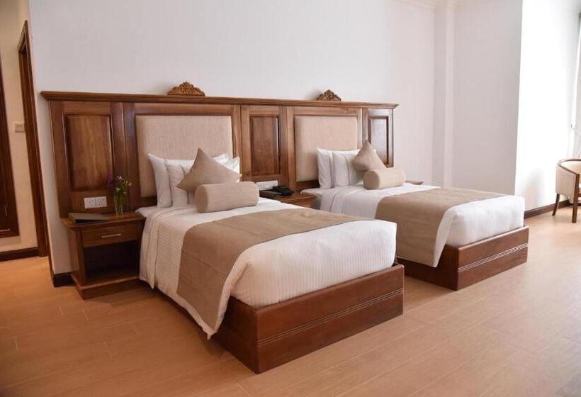 Araliya Red   Budget Friendly Hotel  Where You Find Stunning 360 Panoramic View Of Nuwara Eliya