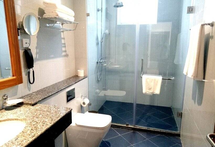 Araliya Red   Budget Friendly Hotel  Where You Find Stunning 360 Panoramic View Of Nuwara Eliya