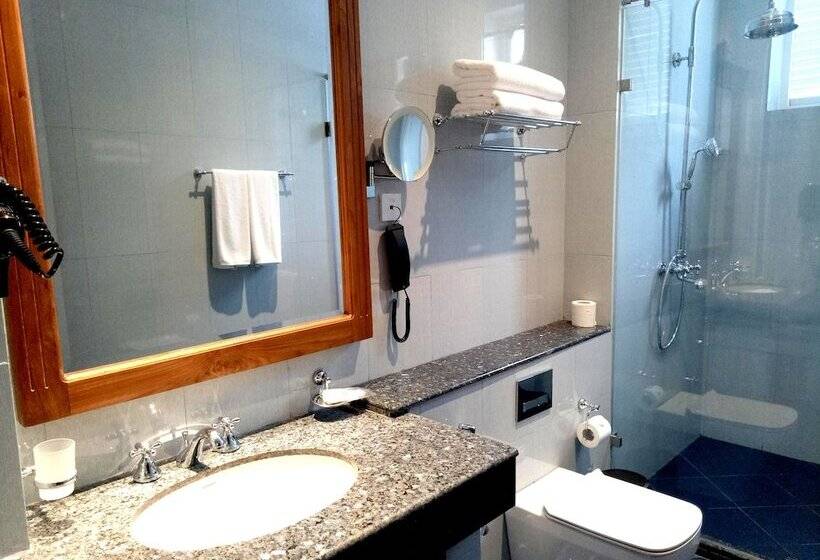 Araliya Red   Budget Friendly Hotel  Where You Find Stunning 360 Panoramic View Of Nuwara Eliya