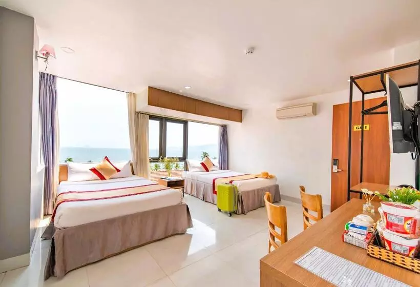 هتل Arise Seaside