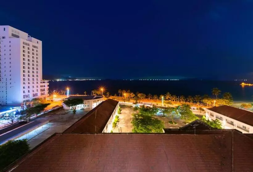 هتل Arise Seaside