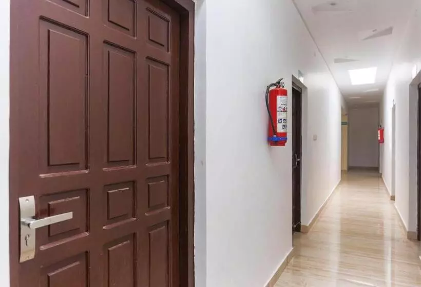 Hotelli Flagship 48731 Pradeep Hostel