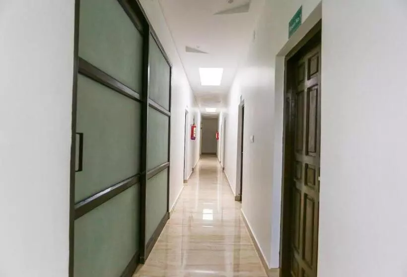 Hotelli Flagship 48731 Pradeep Hostel