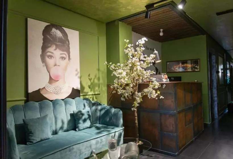 هتل Gloria Ks