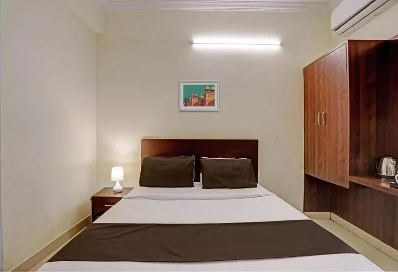 هتل O Shiridi Residency Near Birla Mandir