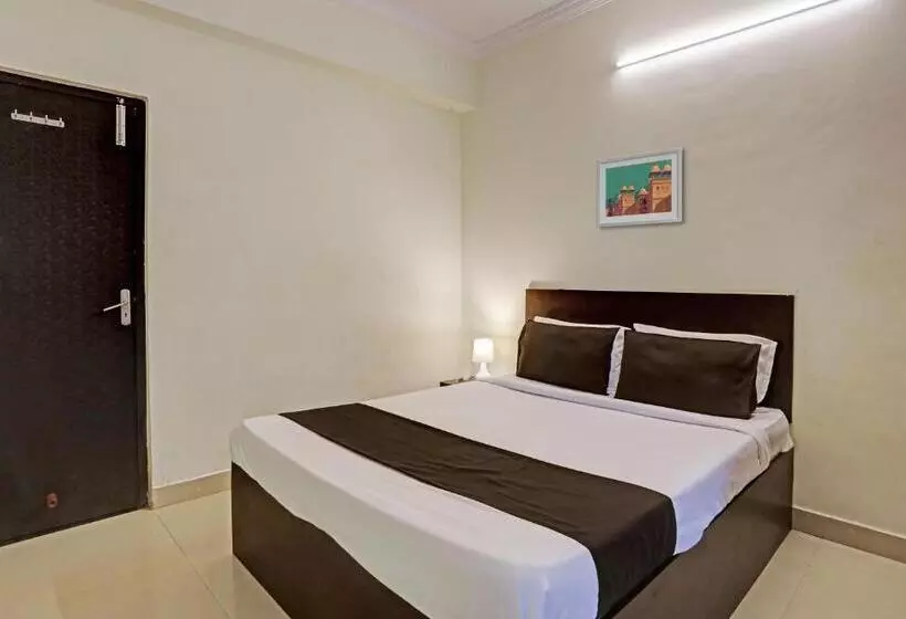 هتل O Shiridi Residency Near Birla Mandir