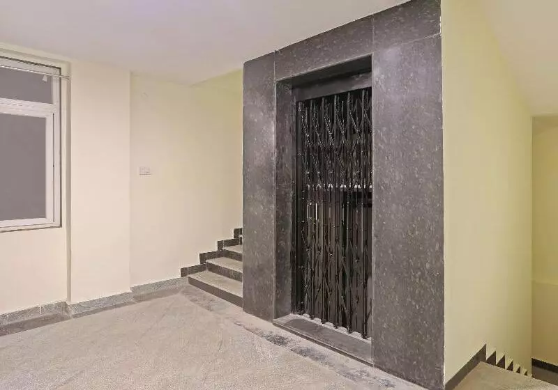 هتل O Shiridi Residency Near Birla Mandir
