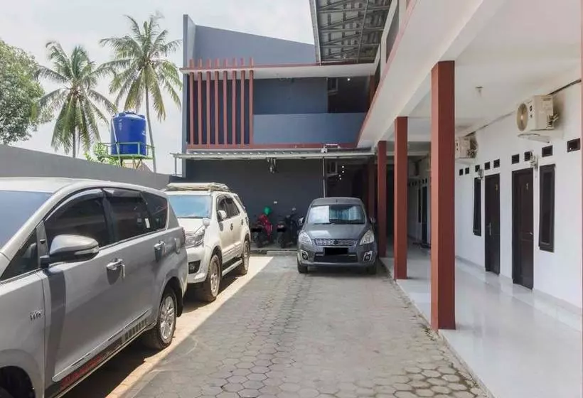 ホテル Oyo 3751 Sejahtera Residence Syariah
