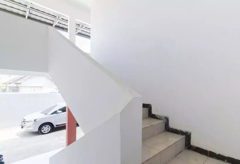 ホテル Oyo 3751 Sejahtera Residence Syariah