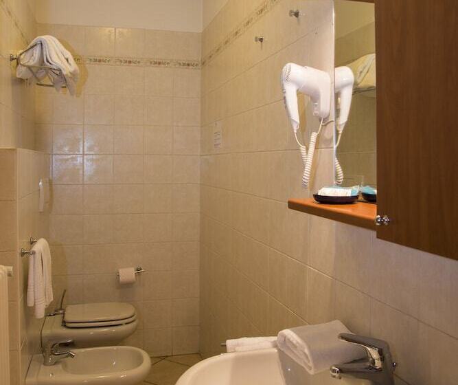 בית מלון כפרי Parini