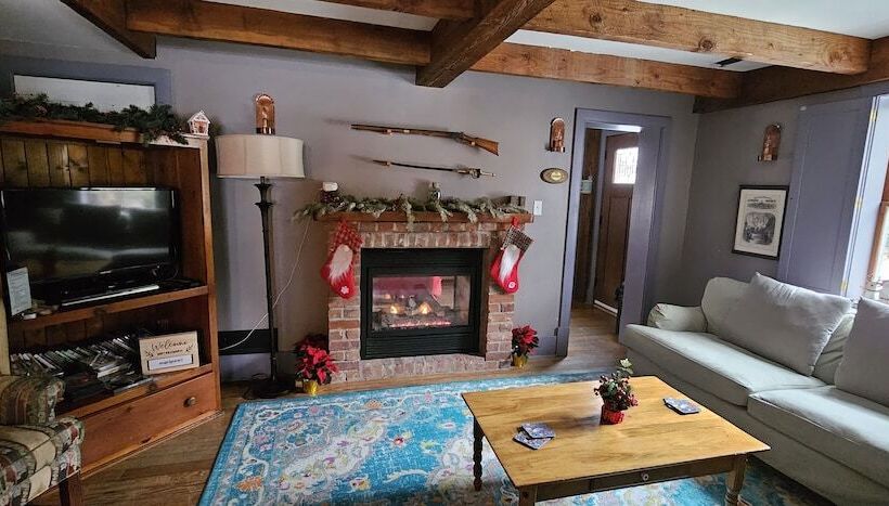 בית מלון כפרי The Olde Angel Inn