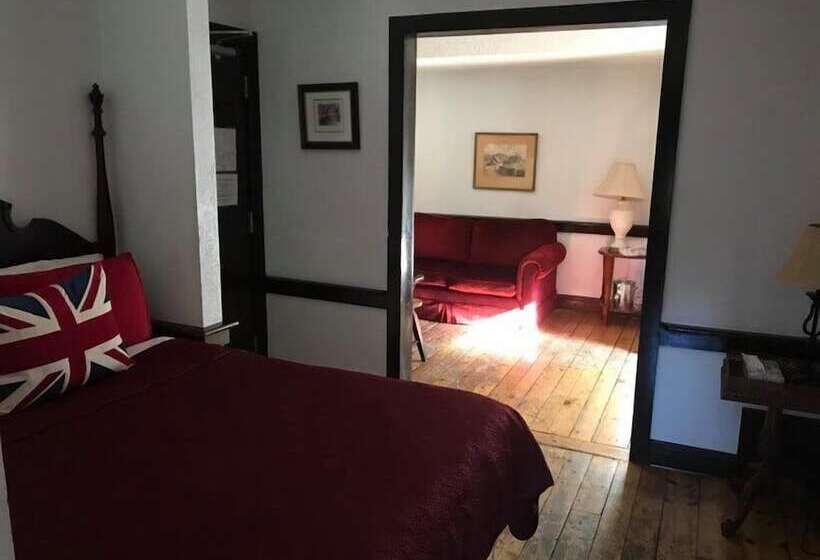 בית מלון כפרי The Olde Angel Inn