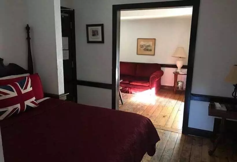 Hotelli The Olde Angel Inn