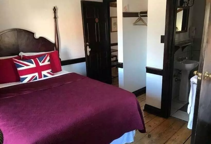 Hotelli The Olde Angel Inn