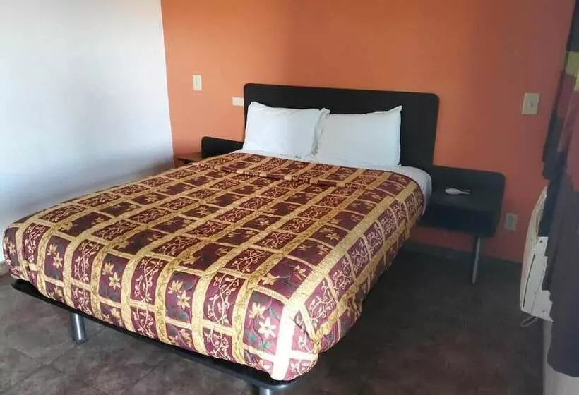 モーテル High Desert Inn