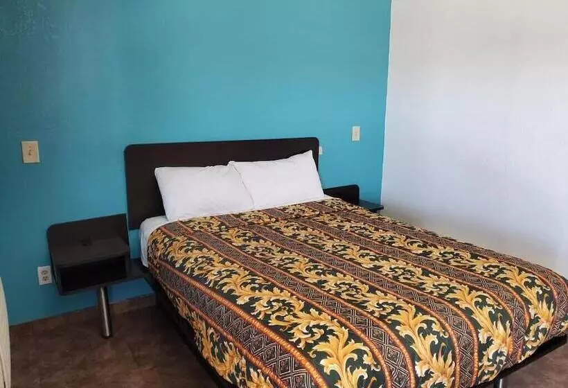 モーテル High Desert Inn