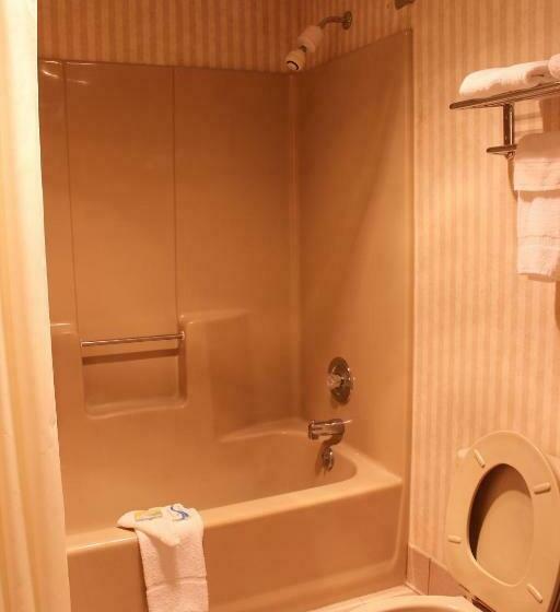 فندق على الطريق Relax Inn Greeneville