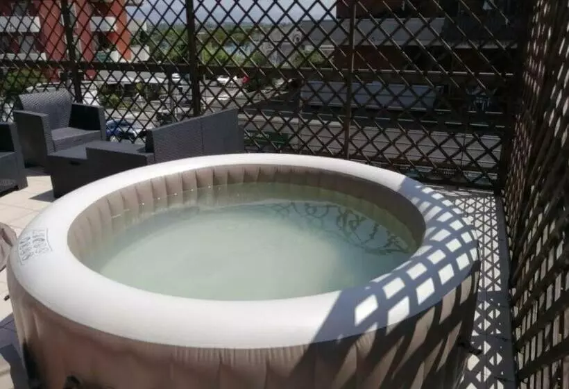 ペンション La Terrazza Sul Lago