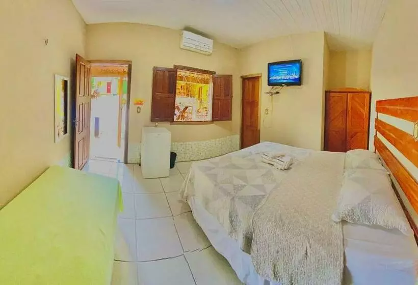 Pensão Pousada Flora