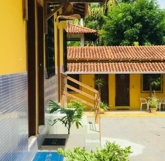 Pensão Pousada Flora